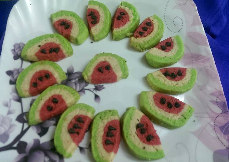 Recipe: Appetizing Watermelon Cookies