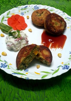 A picture of Sweet and sour chicken shami kebab.