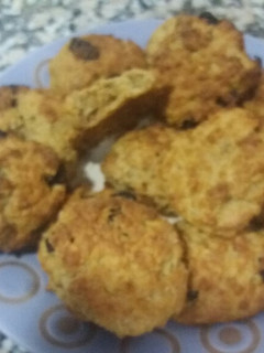 Una foto de Cookies de avena, manzana verde y pasas