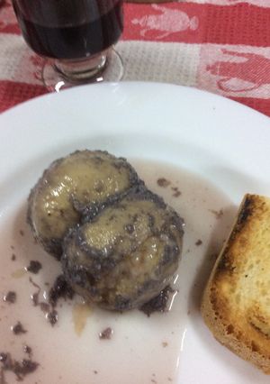 Una foto de Criadillas de vacuno al vino tinto