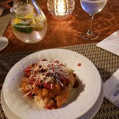 A picture of Chicken Marsala.