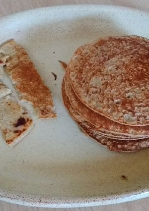 Una foto de Tortitas de avena, plátano y pera - BLW - Thermomix