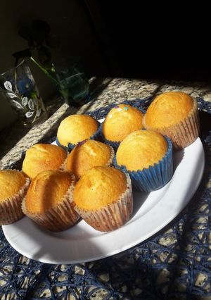 Una foto de Cupcakes coco y vainilla sin manteca