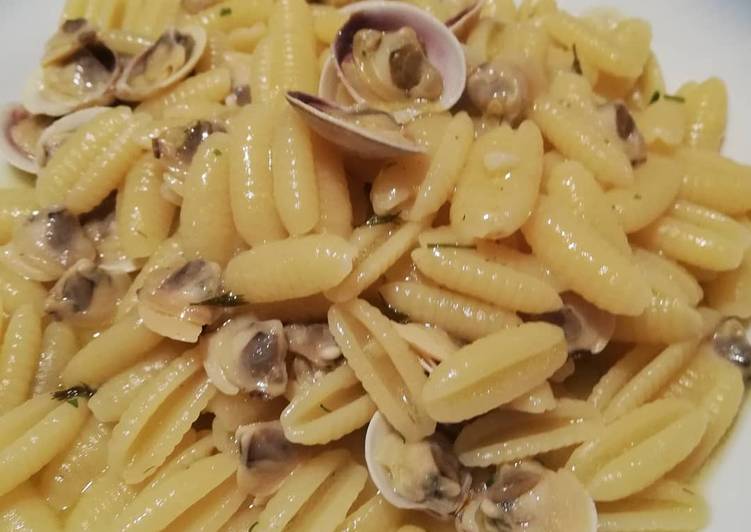 Gnocchetti sardi con lupini di mare e finocchietto selvatico