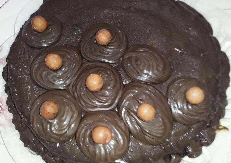 Simple Way to Make Chocolate Truffle Cake