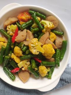 Foto resep Tumis Kembang Kol dan Kacang Panjang