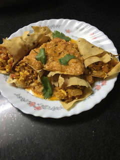शाही पापड़ रोल करी (Shahi papad roll curry recipe in hindi) रेसिपी मुख्य फोटो