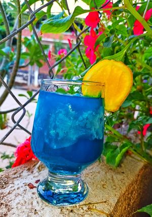 Una foto de Sorbet de curacao