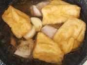 A picture of pork and turnips