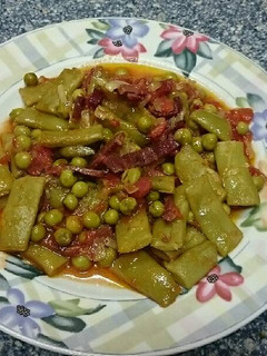 Una foto de Judías verdes con Jamón🍜