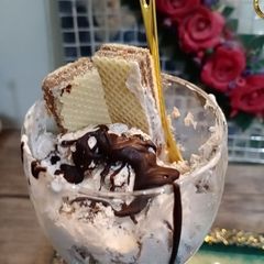 A picture of Homemade cookies ice cream. ❤❤.