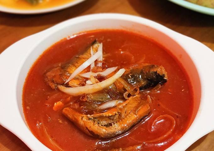 157. Sarden Saos Tomat