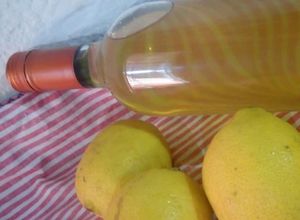 Una foto de Limoncello Casero