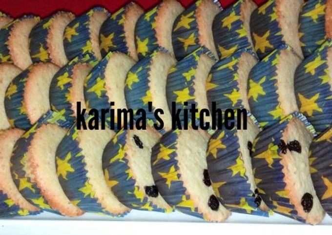 Recipe of Super Quick Vanilla cup cakes