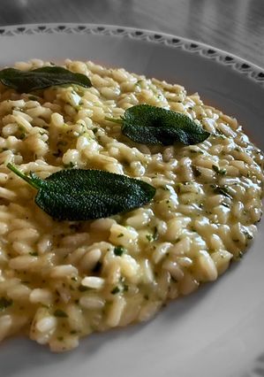 Foto di Risotto burro e salvia 🧈🌿
