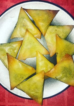 Une photo de Samoussa au bœuf épicé & petits pois