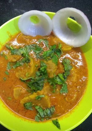 ગટ્ટાનું શાક(gatta nu saak recipe in Gujarati) રેસીપી મુખ્ય ફોટો