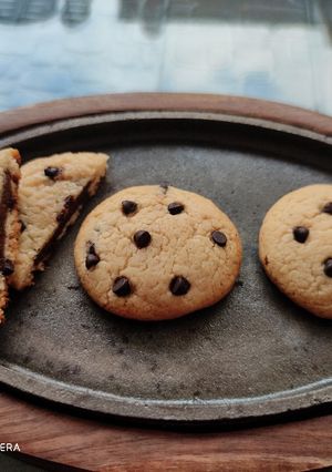 A picture of Stuffed Nutella Cookies.