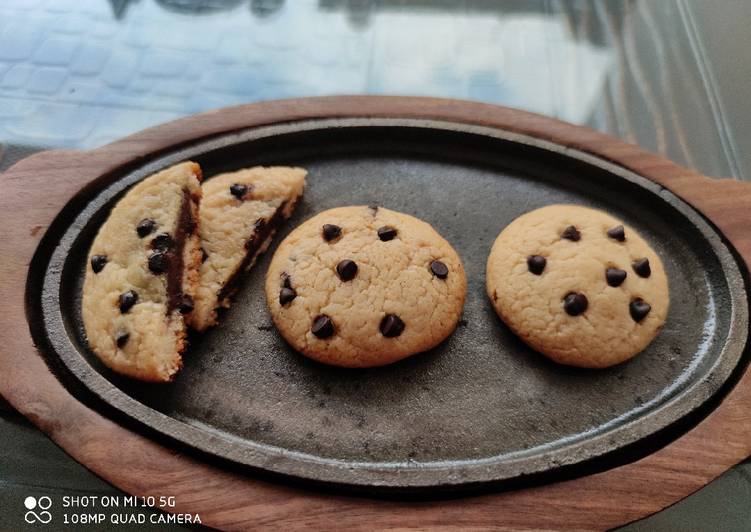 Stuffed Nutella Cookies