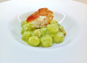 Foto di Gnocchetti di patate con crema di zucchine e gamberi argentini