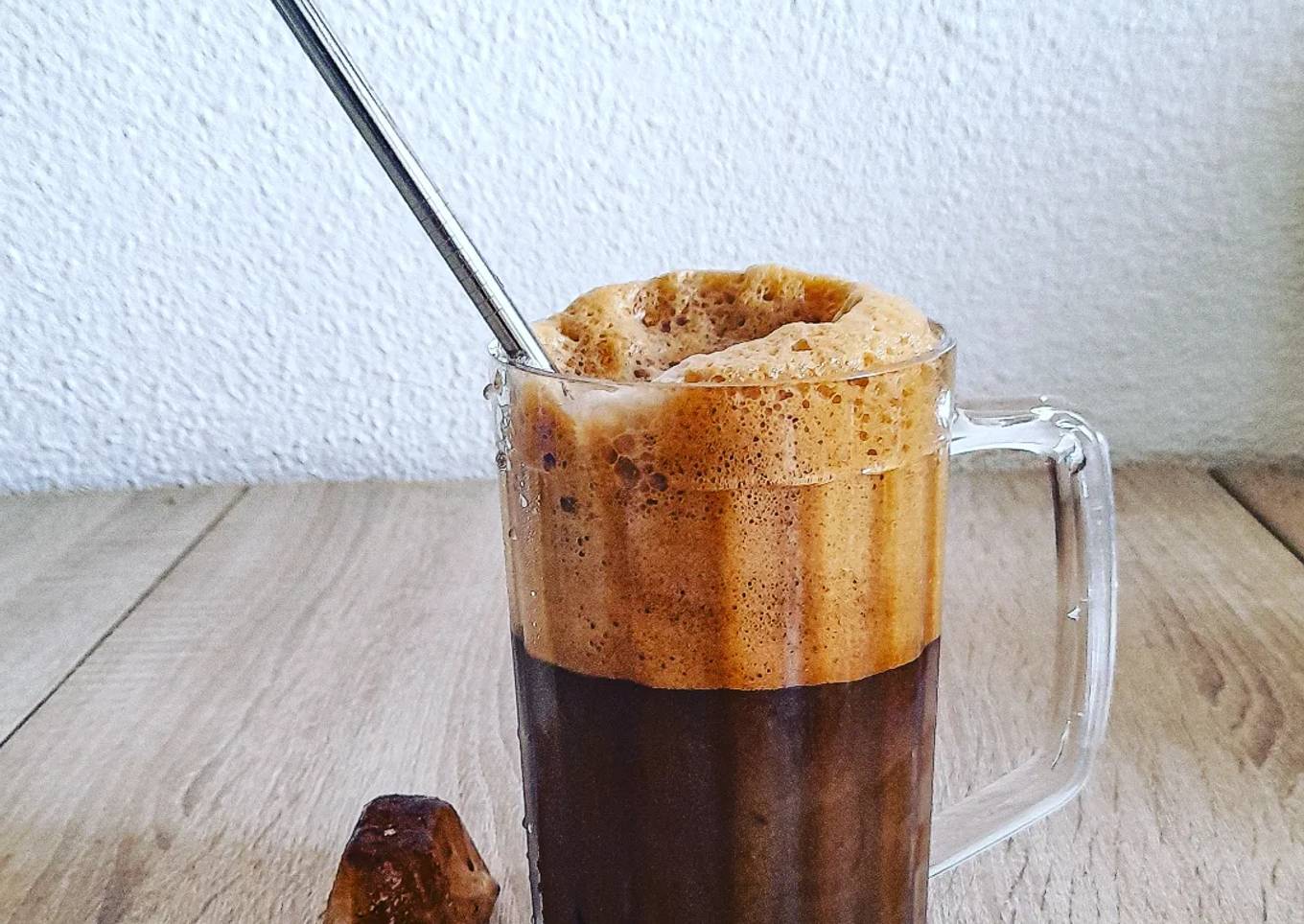 Café frappé à la grecque
