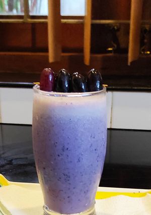 A picture of Black Grape Smoothie.