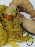 Merluza con col