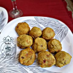 A picture of Spicy semolina puff-puff.