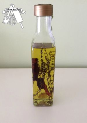 Una foto de Aceite aromatizado