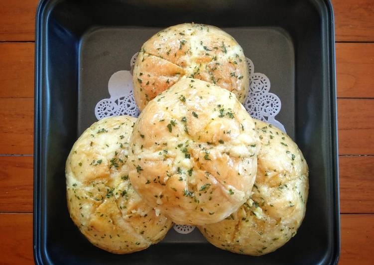 Cara Membuat Korean Garlic Cheese Bread (Tanpa Ulen), Menggugah Selera