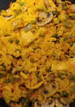 Foto principal de Arroz con pollo y verduras