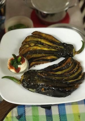 A picture of Fried Eggplant : (Baingan 🍆 Bajji/Pakore) 💁🏻♀️😋.