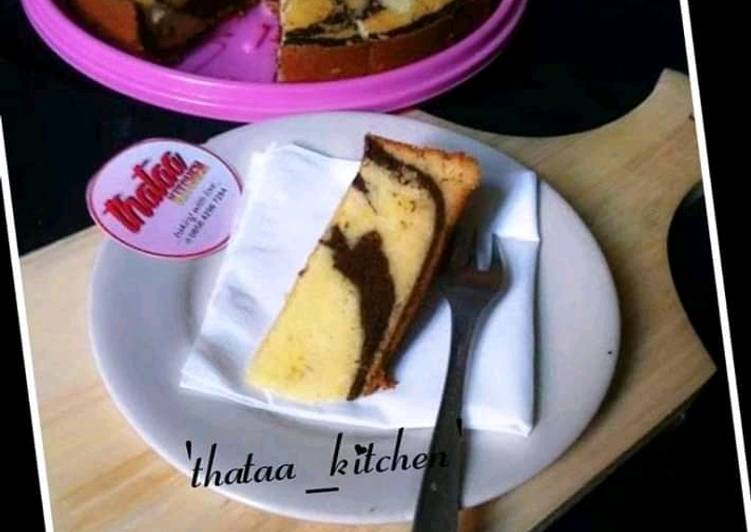 21. Marble Cake Putih Telur (panggang)