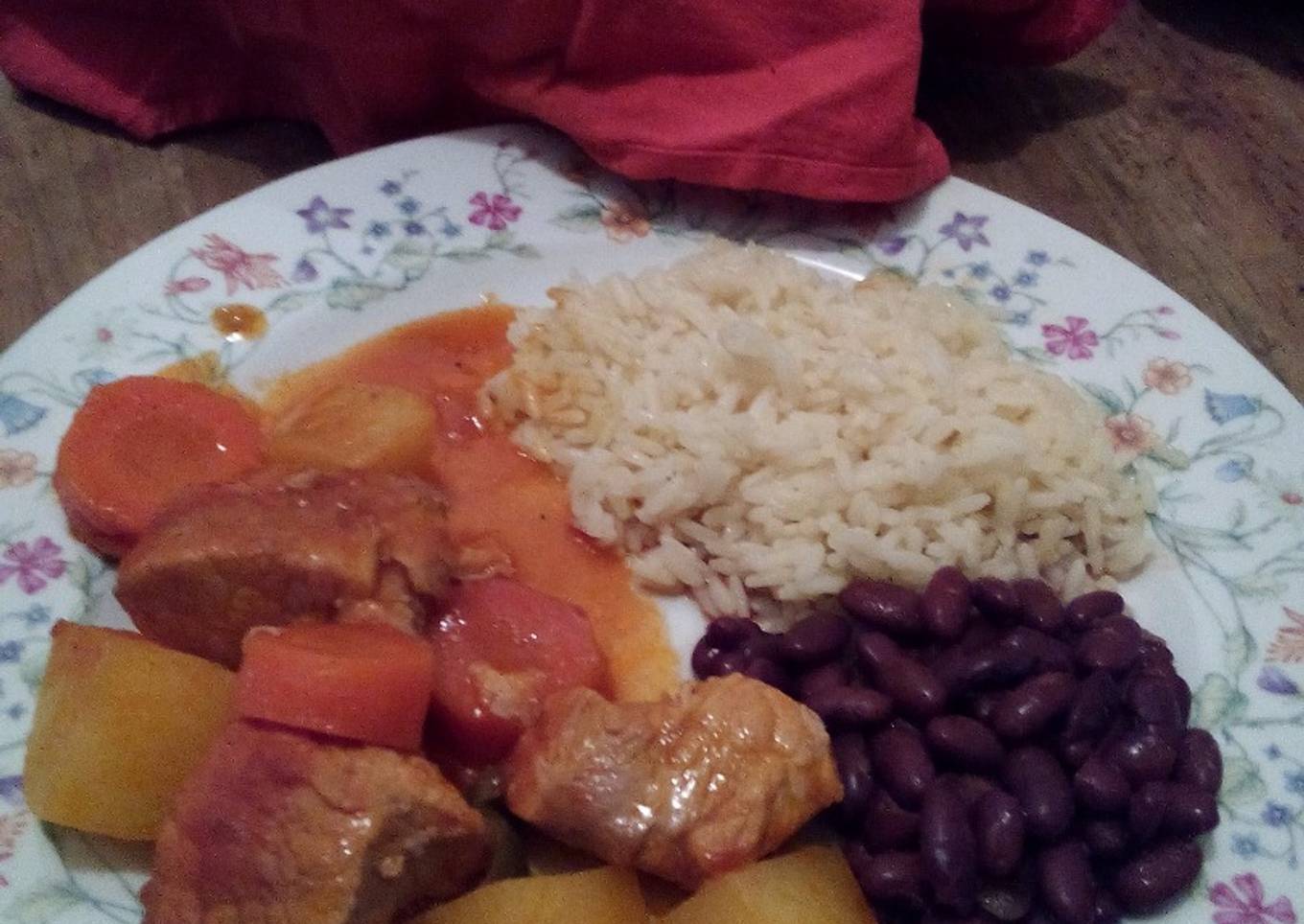 Carne guisada