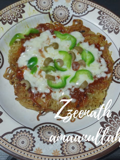 A picture of Maggi Noodles Pizza.