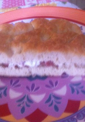 Foto di # ilboccaTV: Schiaccia alla pala (alta) con salsiccia e ricotta