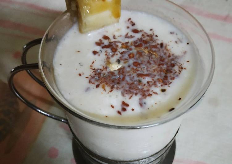 Steps to Prepare Any-night-of-the-week Banana smoothie