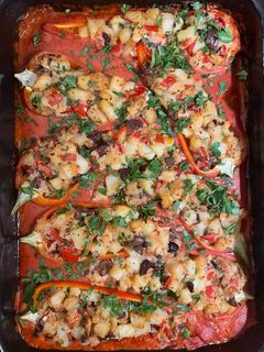 Vegetarisch gefüllte Paprika mit Kartoffeln Rezepthauptbild