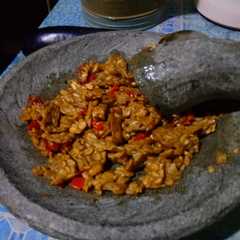 รูปของ Tempe Penyet Seadanya