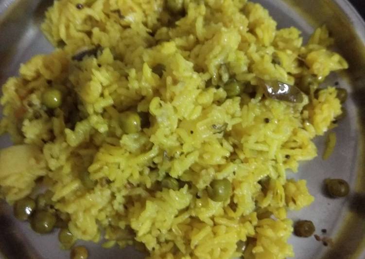 Recipe of Quick Bhajan Aloo Pulao