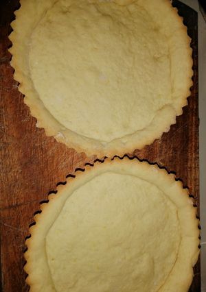 Una foto de Masa para tartas dulces (Fácil y económica)