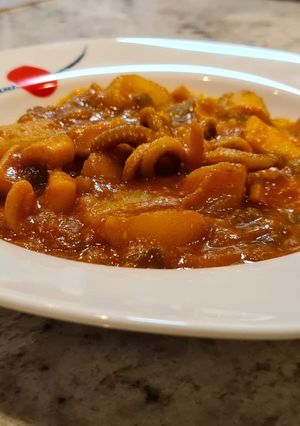 Una foto de Marmitako de calamares