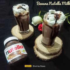 A picture of Banana Nutella Milkshake.