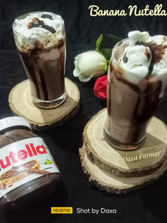 A picture of Banana Nutella Milkshake.