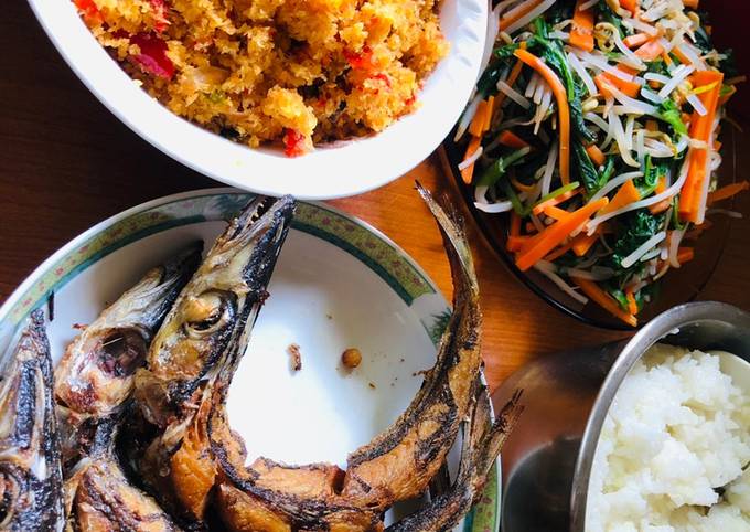 Resep bikin Nasi urap lauk ikan👏🤩 yang nagih banget