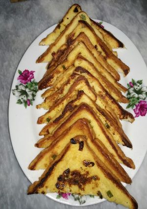 A picture of Vegetable Omelette Toasts.
