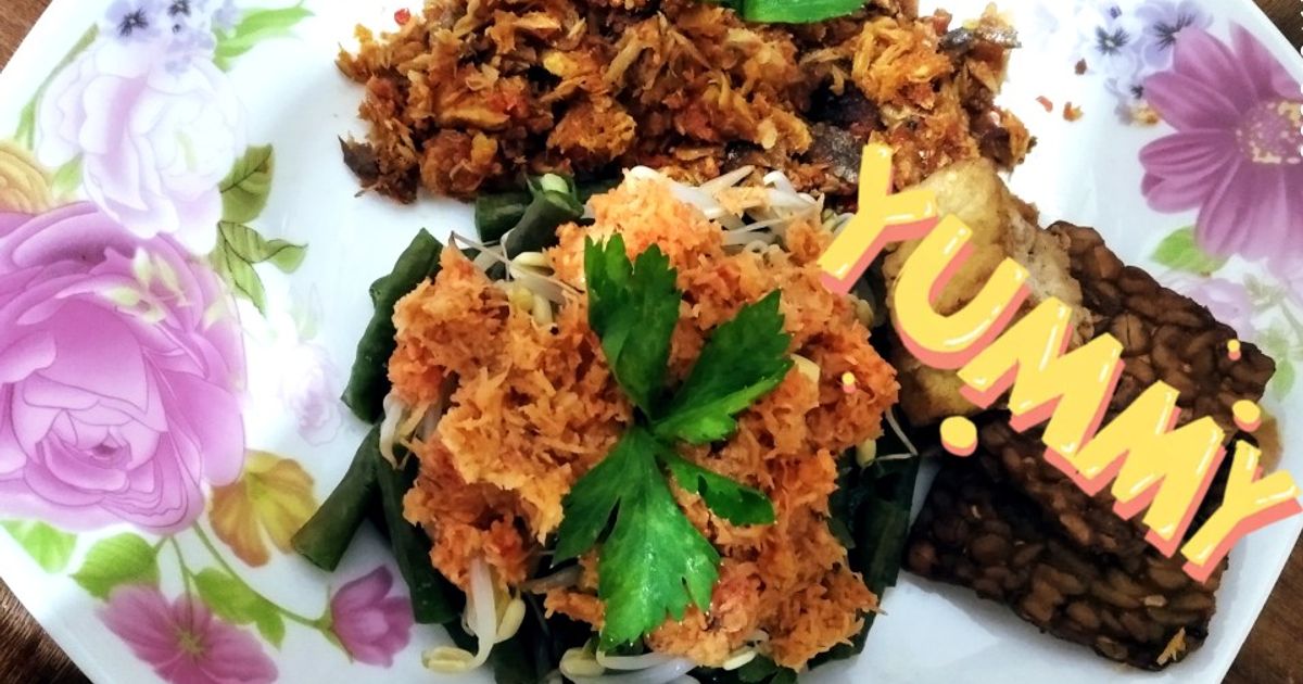 URAP SAYUR RICA CAKALANG SUWIR (MASAKAN SEHARI HARI)
