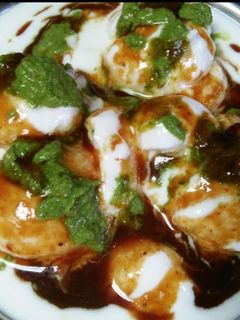 दही बड़े (dahi vade recipe in Hindi) रेसिपी मुख्य फोटो
