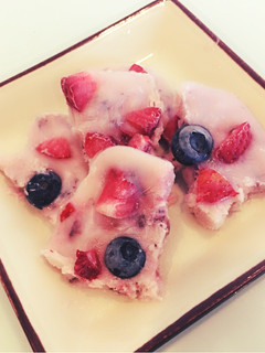A picture of Mixed berry yogurt bark.