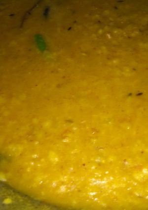 A picture of Panch misali dal.